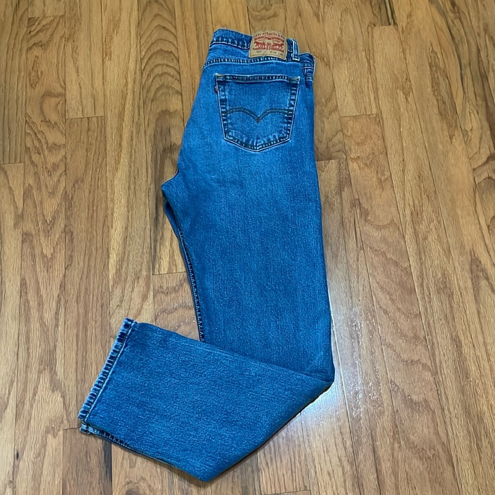 Levi’s 505 Tag Size 34 x 33 Blue Jeans Five Pocket Zip Fly Straight Leg Mid Rise